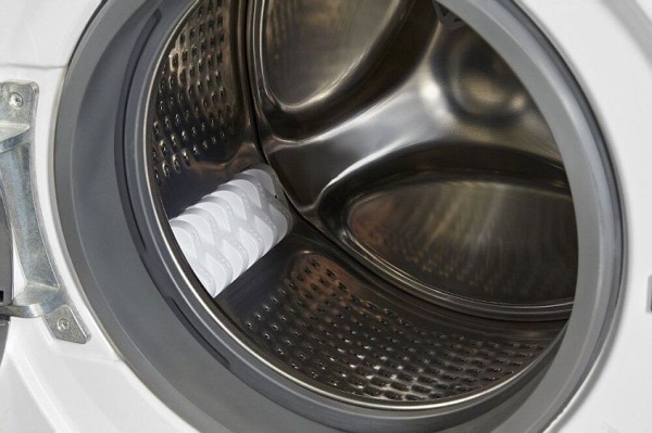 Стиральная машина WHIRLPOOL FSCR 80421 купить в Москве цена в интернет-магазине АваТехно
