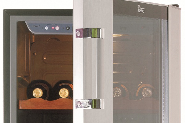 Винный куллер TEKA RV 51 E купить с доставкой по Москве и Московской области в интернет-магазине АваТехно