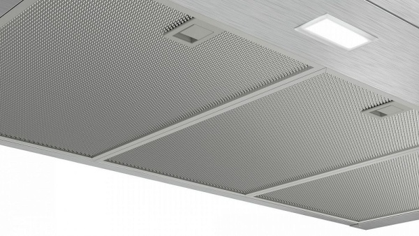 Каминная вытяжка BOSCH DWB 94BC52 купить с доставкой по Москве и Московской области в интернет-магазине АваТехно