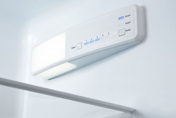 Встраиваемый холодильник Weissgauff WRKI 178 W купить с доставкой по Москве и Московской области в интернет-магазине АваТехно