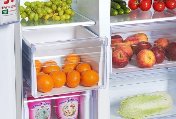 Холодильник HYUNDAI CS5003F сталь купить с доставкой по Москве и Московской области в интернет-магазине АваТехно