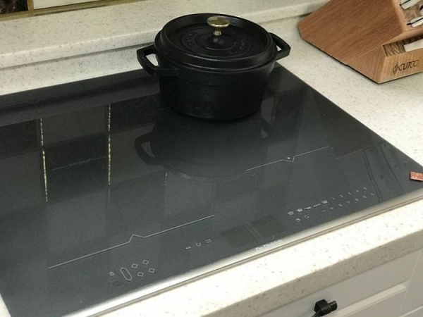 Варочная поверхность DE DIETRICH DPI7686GP купить с доставкой по Москве и Московской области в интернет-магазине АваТехно