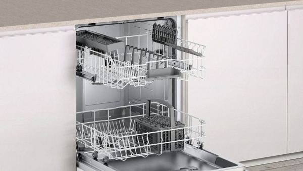 Встраиваемая посудомоечная машина BOSCH SMV25AX01R купить с доставкой по Москве и Московской области в интернет-магазине АваТехно