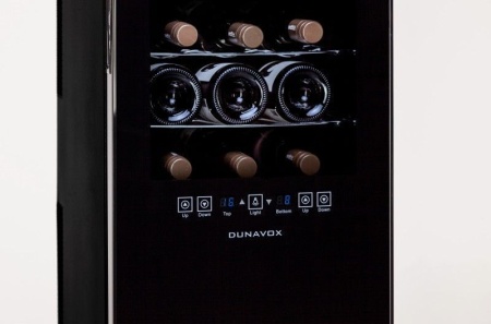 Винный шкаф DUNAVOX  thermo dx-24.68dsc купить с доставкой по Москве и Московской области в интернет-магазине АваТехно